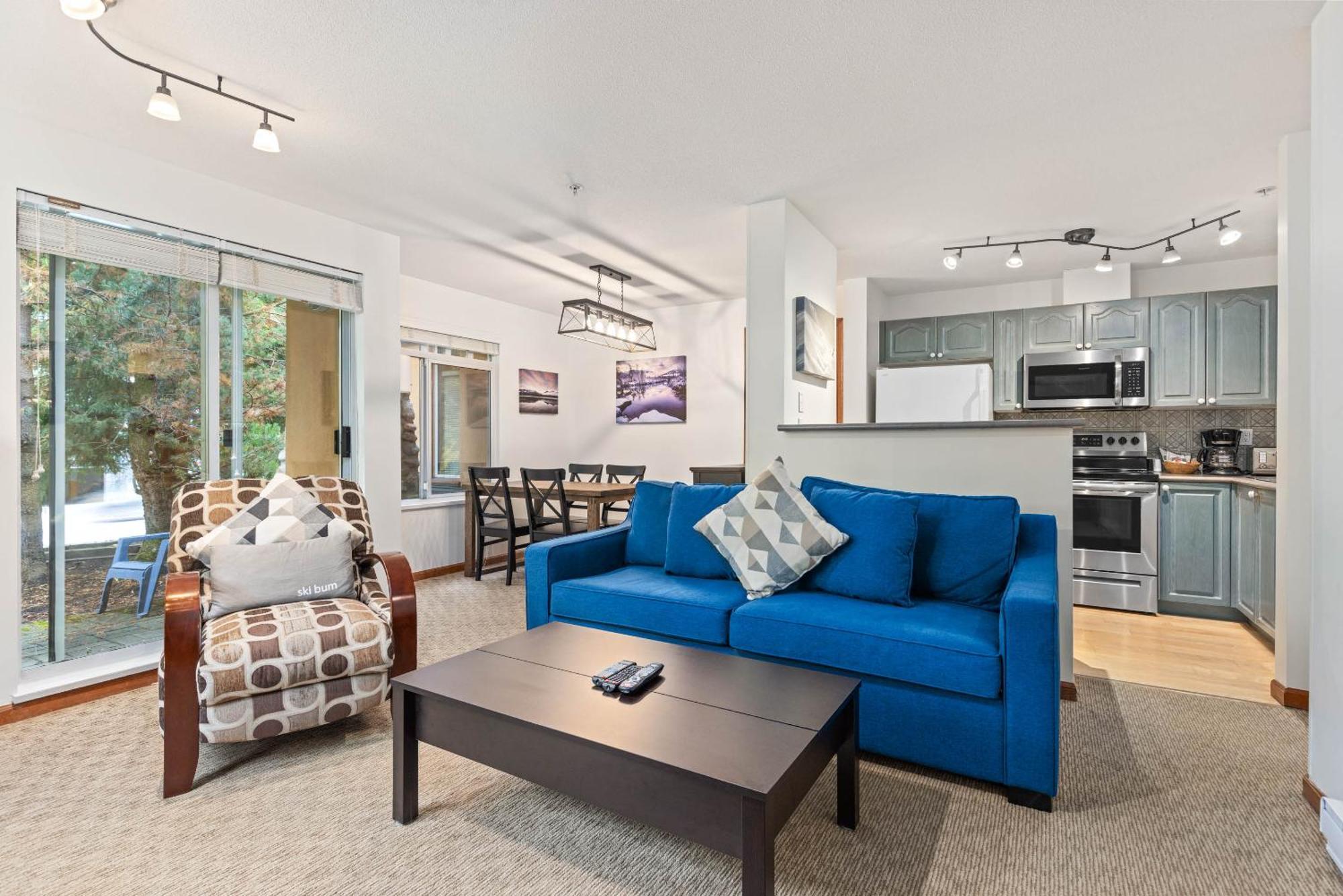 Stoney Creek Sunpath By Whistler Premier Apartment Exterior photo